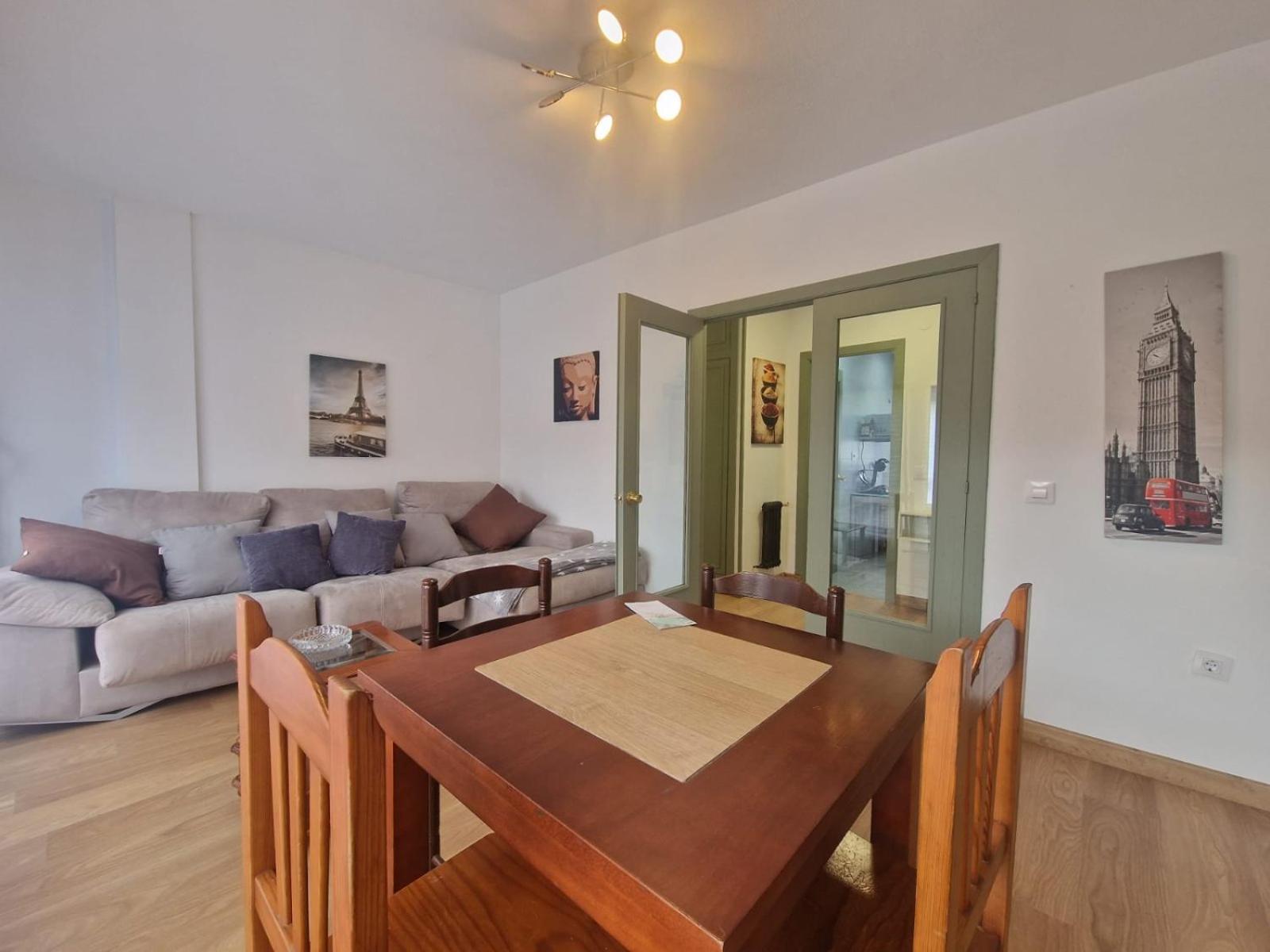 Apartamento Centrico ยาเนส ภายนอก รูปภาพ